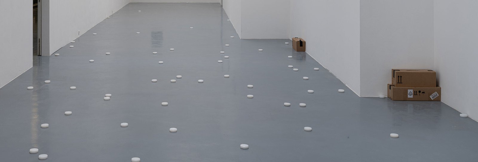 Dora Budor “MY ENERGY COMES FROM FREEDOM” Review — Bonner Kunstverein